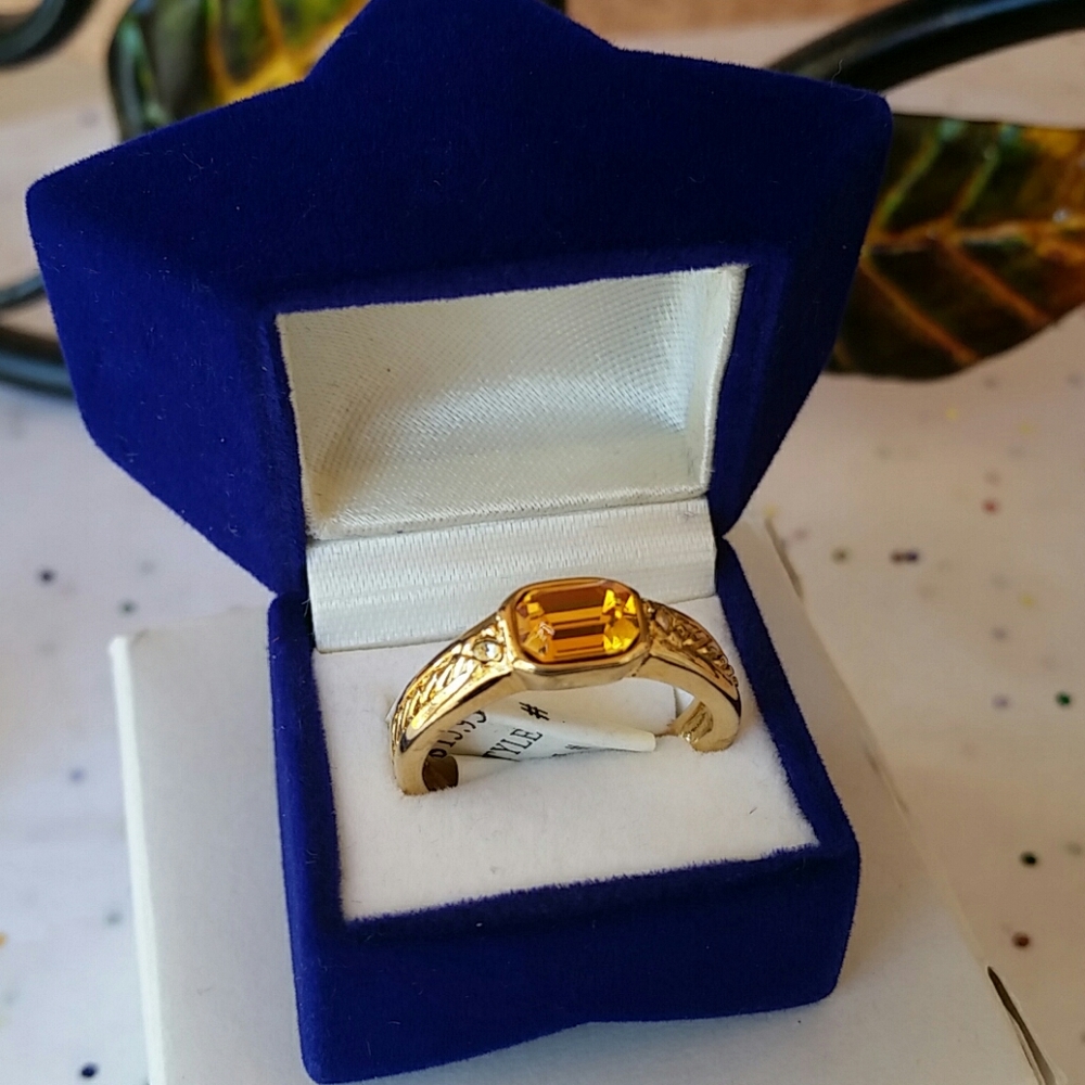 Cubic Zirconia Citrine 18k GF(gold filled)